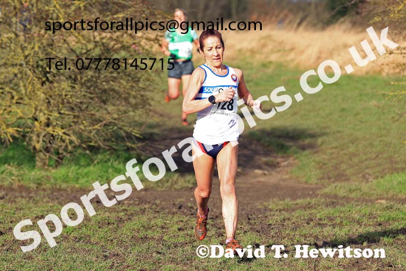 Womens 35 and Over and Mens 65 and Over, 2024 NEMAA Cross Country Champs., Wallsend. Photo: David T. Hewitson/Sports for All Pics